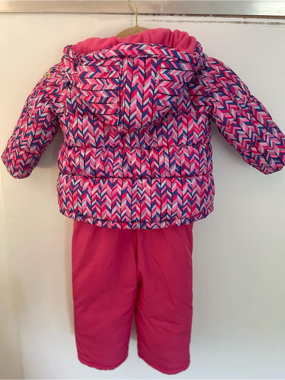 OshKosh B'Gosh toddler snowsuit 3T Jacket & Snow Pants Pink 2 piece set